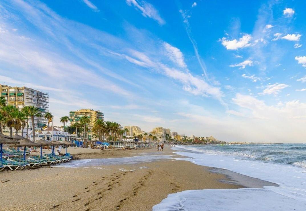 Benalmadena Beach Apartamento Con Vistas Al Mar Y Parking Privado Incluido Kültér fotó