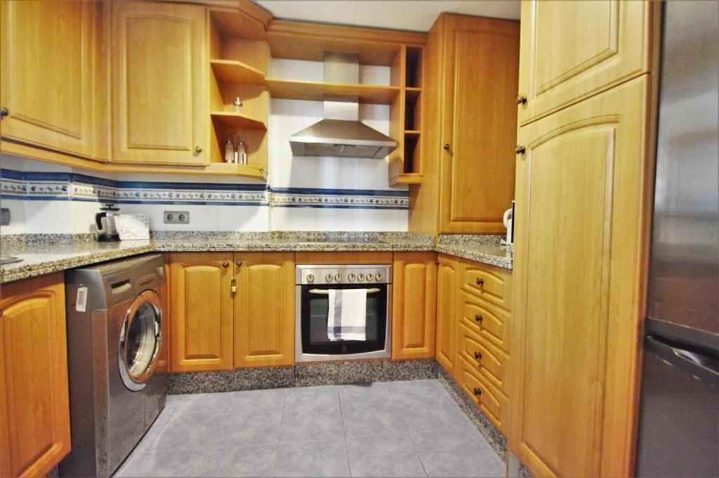 Benalmadena Beach Apartamento Con Vistas Al Mar Y Parking Privado Incluido Kültér fotó