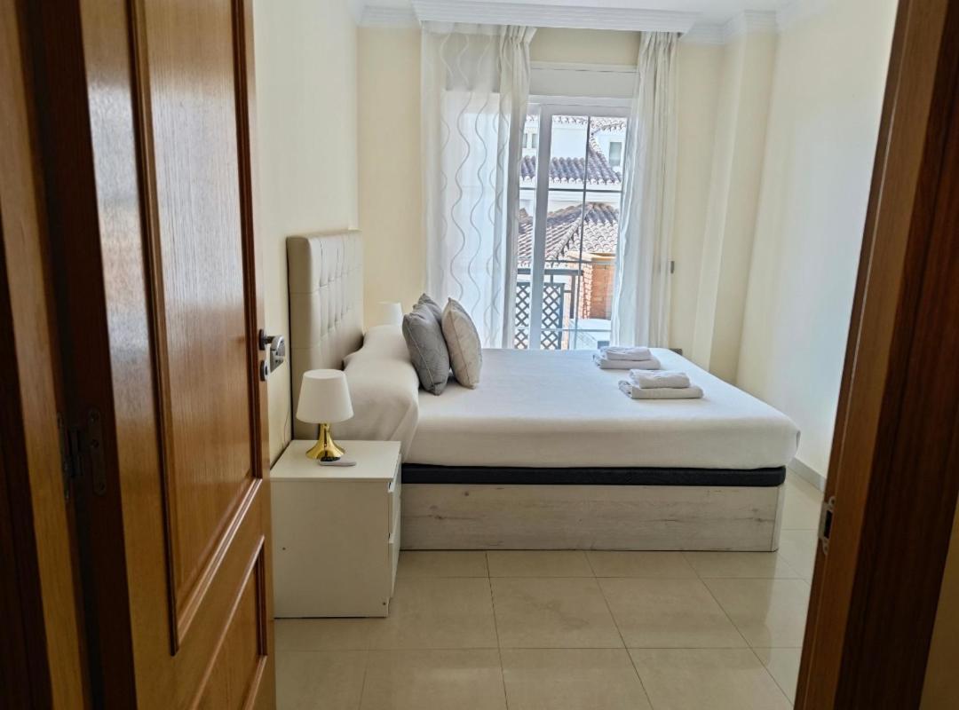 Benalmadena Beach Apartamento Con Vistas Al Mar Y Parking Privado Incluido Kültér fotó